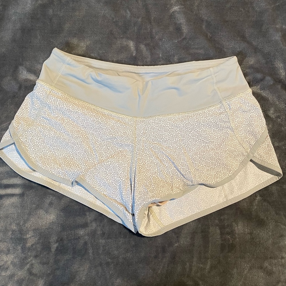 Lululemon freckle flower speed shorts